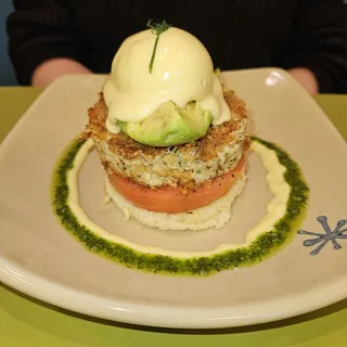 Parmesan-Panko Crab Cake Benedict*