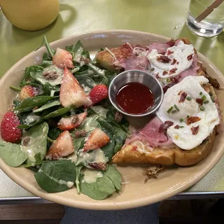 Monte Cristo Brioche Toast*