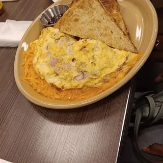 Kids Scrambled Eggs and Toast*