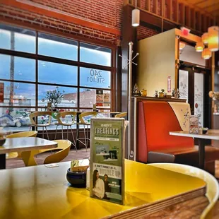 Nice layout, windows facing street in dining room.