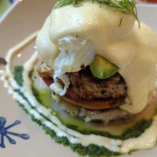 Parmesan-Panko Crab Cake Benedict*