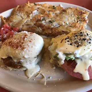 Smashed Avocado Benny*