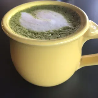 Vanilla Almond Matcha Tea Latte