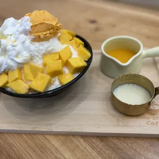Mango Bingsu