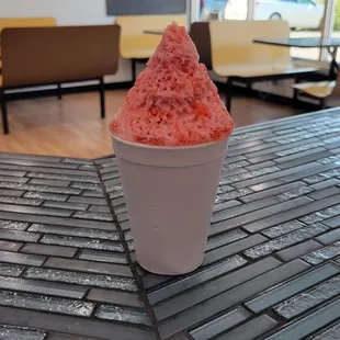 Strawberry  cheesecake with cream snoball.