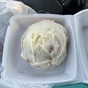 The cinnamon roll with cream cheese frosting