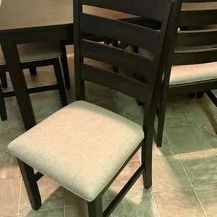 Snow's Furniture