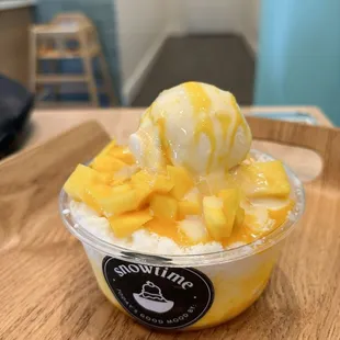 Mango Bingsu (5/5 stars, ~$9.50 - Small)