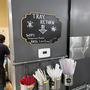 Wifi password and tray return