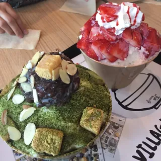 Strawberry Bingsu