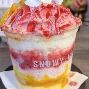 Mango &amp; Strawberry Bingsoo *