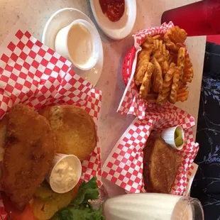 Fish sandwich, waffle fries, patty melt, and butterscotch shake!!!
