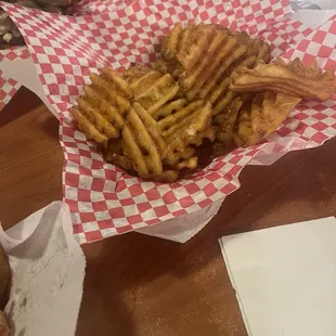 Waffle fries