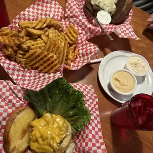 Cheeseburger. Family style waffle fry w/ seasoned sour cream &amp; chipotle mayo. Plaza Burger.