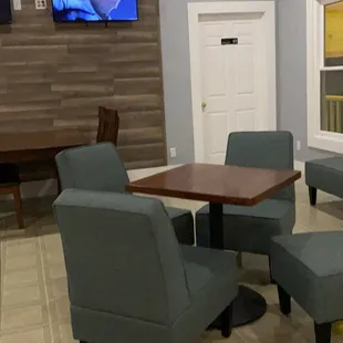 Tavern Tables &amp; Chairs