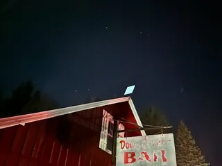 Dow's Corner  Bar