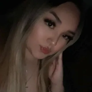 Melanie V.
