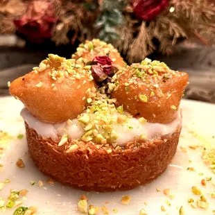Kunafa cream Cup.
https://www.sodelight.net/product-page/cream-basbousa-kunafa-cup