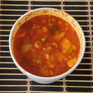 Sitr Fired Kimchi & Pork with Chili Sauce