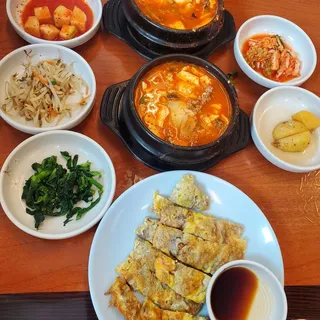 Tofu Soup & Meat Jun