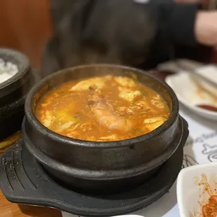 Spicy seafood tofu soup