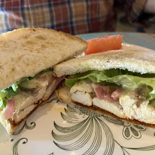 Roast Chicken sammie (no cheese)