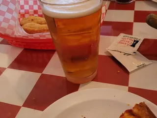Greek's Pizzeria