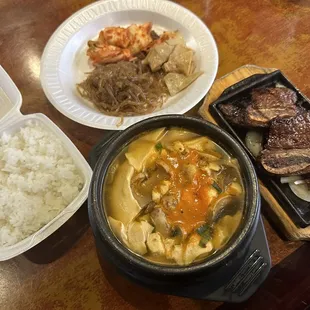 C1. Tofu Soup (mushroom) and Kalbi Combo