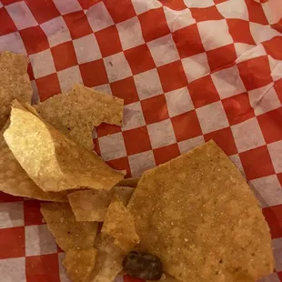 Chip and debris