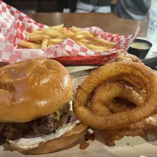 Green Chili Cheese Burger