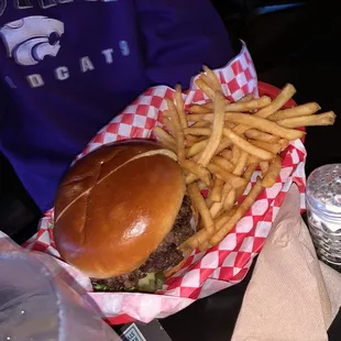 Saloon Burger
