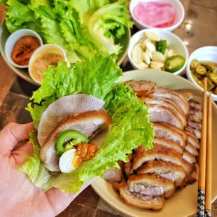 Make a delicious ssam with jokbal and your favorite Korean condiments :)