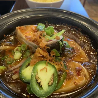 CL1. Braised Catfish in Claypot / / C kho t