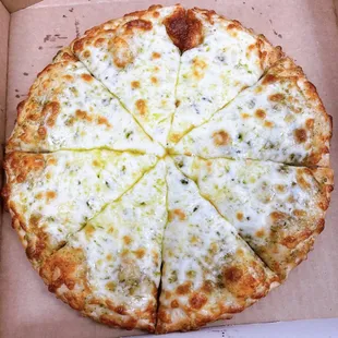 Pesto BASE sauce Cheese Pizza