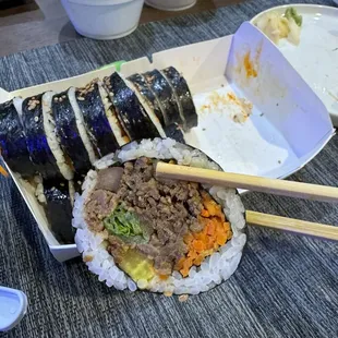 Beef kimbap