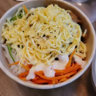 Spicy pork bowl with delicious veggies
