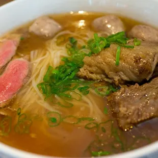 lao style beef pho