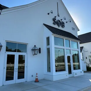the front of a restaurant