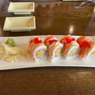 Blue Ridge roll tastedgood but had ZERO spicy scallops.