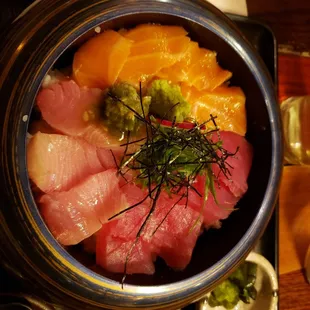Sanshoku Sashimi Don - love this lunch set