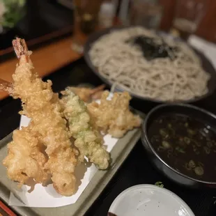 ramen and noodles, food