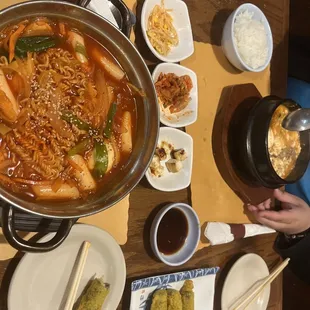 Gimmari Budae Jjigae Sundubu Rabokki