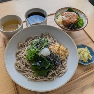 Maze Soba &amp; Spicy Tuna bowl Lunch Combo