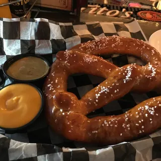 Milwaukee Pretzel Company Pretzel