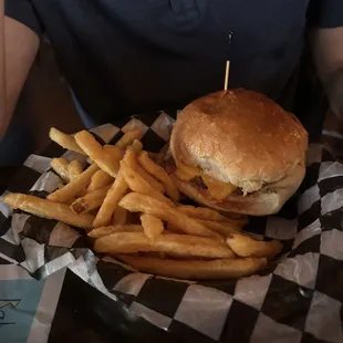 Cheeseburger and fries