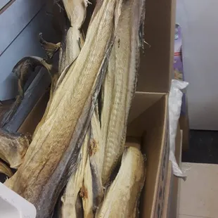 a box of dried bananas