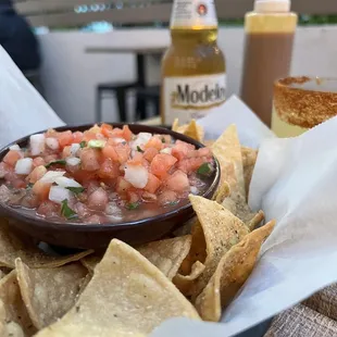 Pico de Gallo and Chips