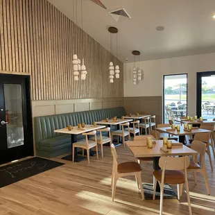 Half table half booth