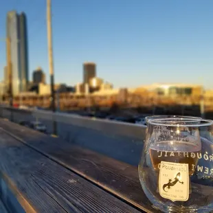 Roughtail pint night hearts