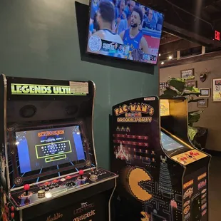 Watch sports and play games